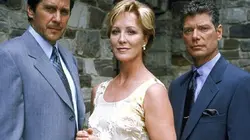 Visuel de Sous le charme d'un intrus