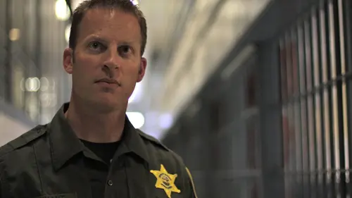 Sous les verrous E03 Réveil brutal