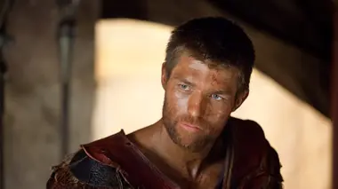 Spartacus S03E01 La guerre des damnés : Ennemis de Rome