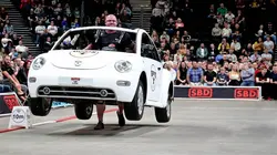 Sport de force Giants Live