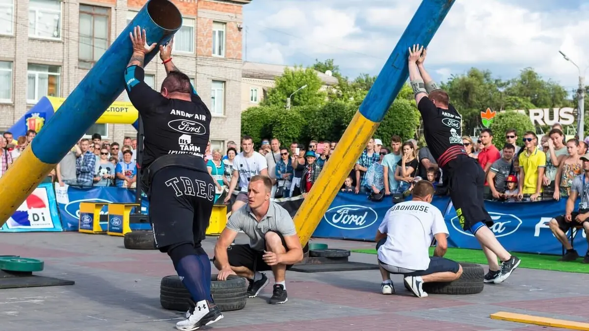 Sport de force Strongest Man 2015