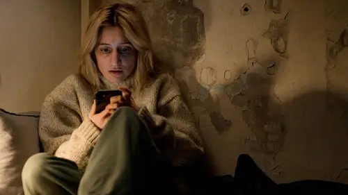 Stalk S03E02 Back to school