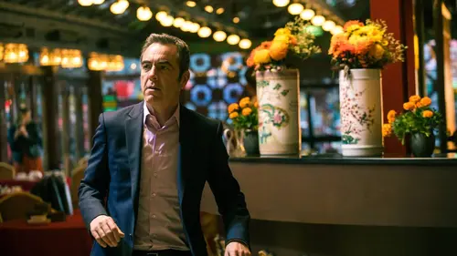 Stan Lee's Lucky Man S03E01 Affronter ses démons