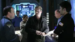 Stargate Atlantis S05E10 Premier contact