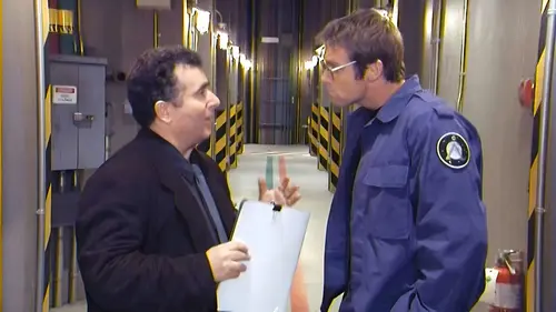Stargate SG-1 S07E17 Héros en streaming