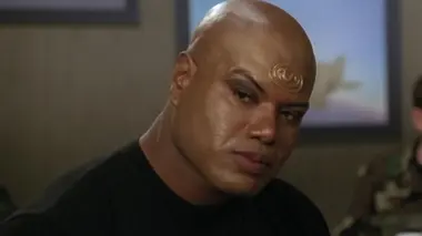 Stargate SG-1 S06E01 Rédemption