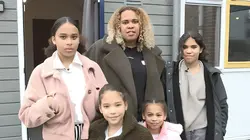 Steenrijk, Straatarm