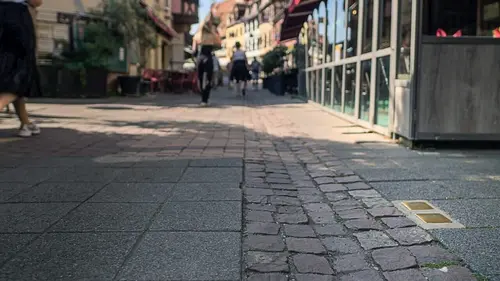 Stolpersteine : Des pierres contre l'oubli