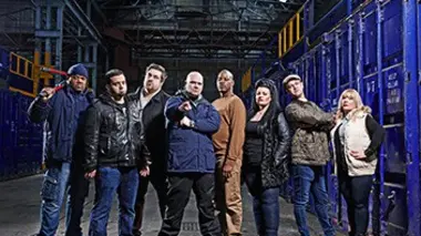 Storage Hunters, la guerre des enchères S02E01 Pas de fumée sans feu