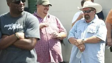 Storage Wars : Texas S01E00 Passe-moi le sucre