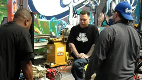Street Customs S02E13 Van Vans