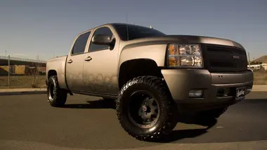 Street Customs S05E06 Post Malone