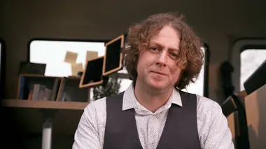Structures à hauts risques S01E01