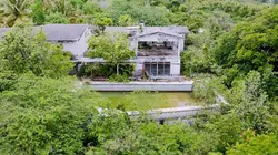 Structures oubliées  Rock 'N' Roll Island