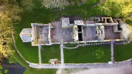 Structures oubliées S03E08 Villages oubliés