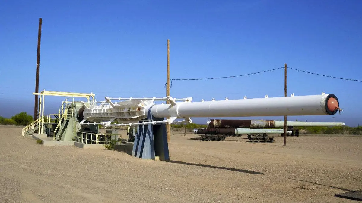 Structures oubliées S01E02 Dans l'espace