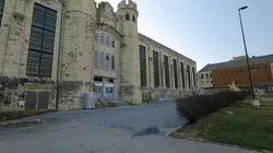 Structures oubliées S07E12 Trésor, magie et évasion