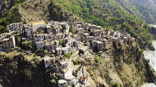 Structures oubliées S08E03 Les secrets de Gibraltar