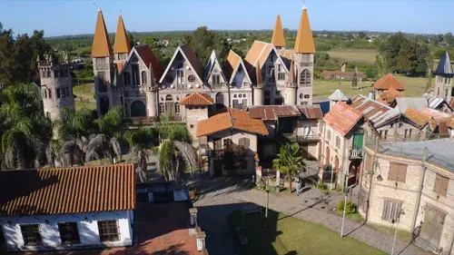 Casting Structures oubliées Le château de Frankenstein