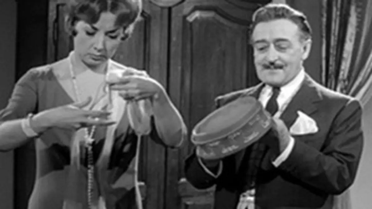 Sua eccellenza si fermo a mangiare (Son Excellence est restée dîner)
