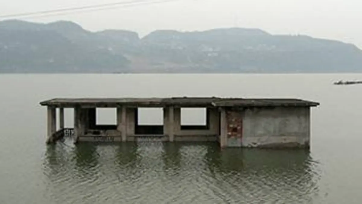 Sud, eau, nord, déplacer