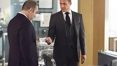 Suits, avocats sur mesure S05E01 Un vent de panique