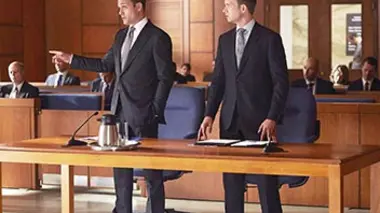 Suits, avocats sur mesure S05E05 Le couteau sous la gorge