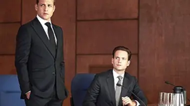 Suits, avocats sur mesure S05E12 Coup de poker