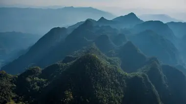 Sulawesi, expédition au coeur de l'île mystère