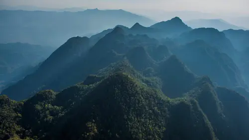 Sulawesi, expédition au coeur de l'île mystère