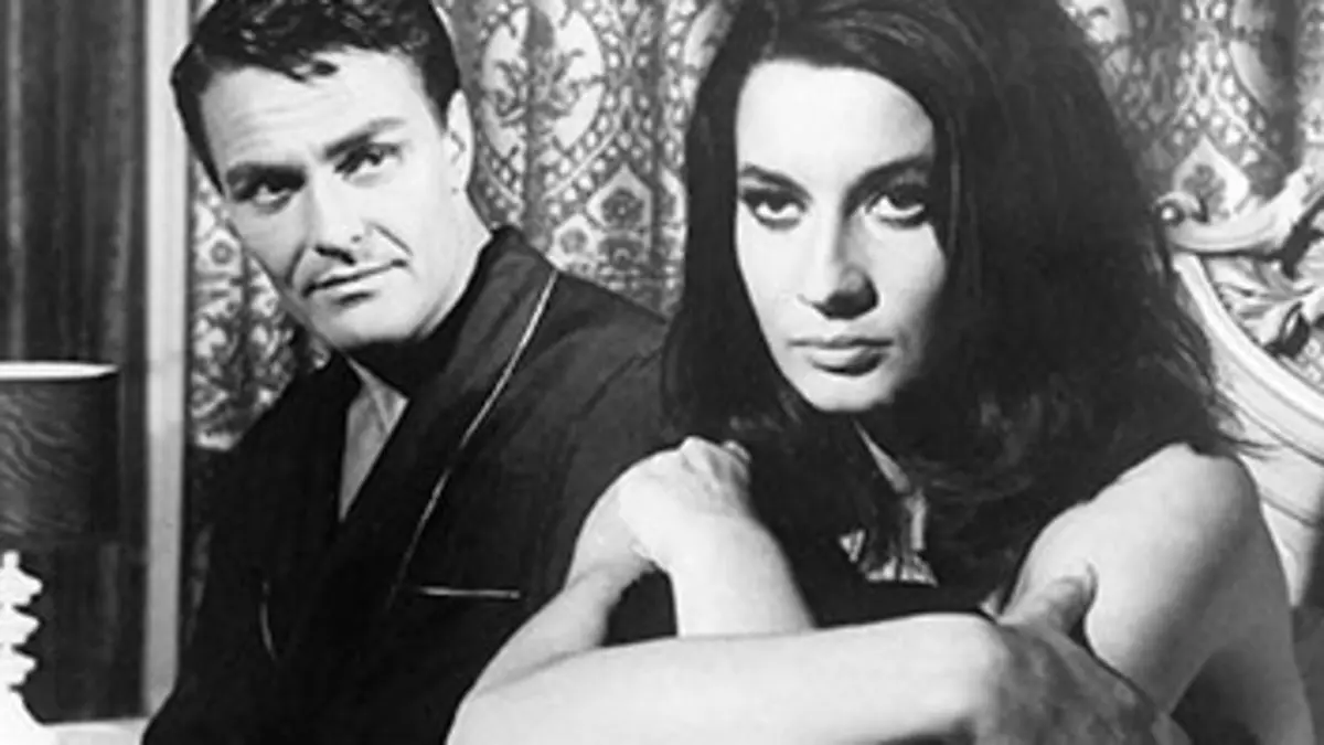 Super 7 appelle le Sphinx