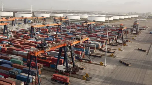 Super high-tech S01E01 Le port de Rotterdam