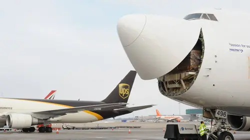 Super high-tech S01E05 L'aéroport de Londres Stansted