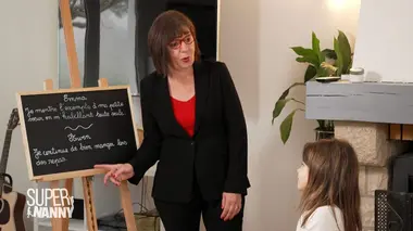 Super Nanny Pour sa 100e famille, Super Nanny vient à la rescousse d'un papa au foyer !