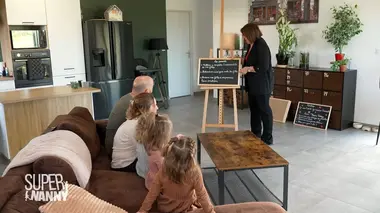 Super Nanny S10E106 Avoir 4 enfants en 5 ans : quel défi !