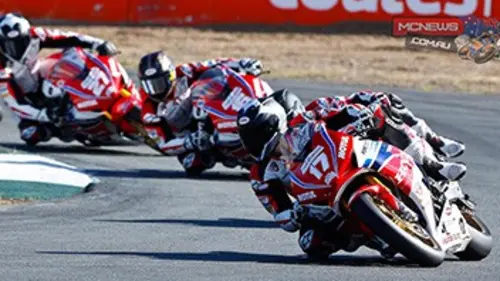 3e manche Superbike Australasian Superbikes 2015