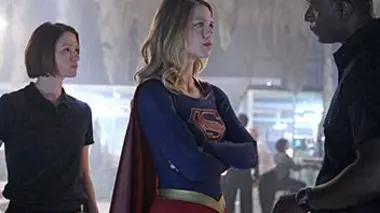 Supergirl S01E01 Une nouvelle héroïne