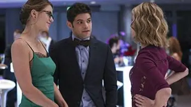 Supergirl S01E03 Dans l'ombre de Superman