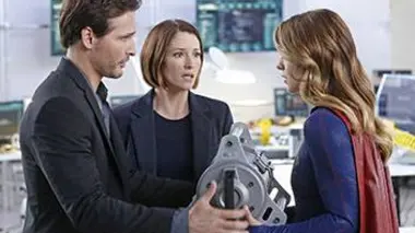 Supergirl S01E05 Mais comment fait-elle ?
