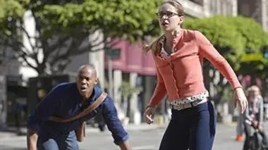 Supergirl S01E07 Devenir meilleure