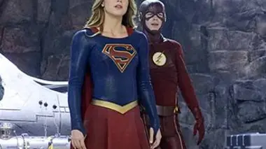 Supergirl S01E18 A deux c'est mieux