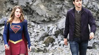 Supergirl S02E09 La porte des étoiles