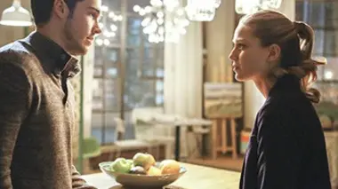 Supergirl S02E10 Ennemie jurée