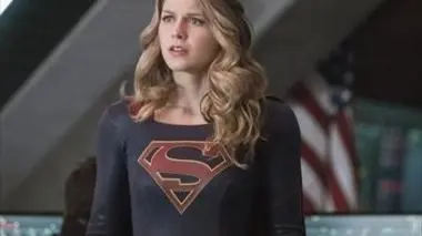 Supergirl S02E11 L'un d'entre nous...