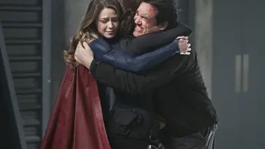 Supergirl S02E14 Libéré mais pas délivré