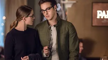 Supergirl S02E18 Cobaye humain