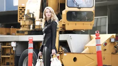 Supergirl S03E02 Psychose