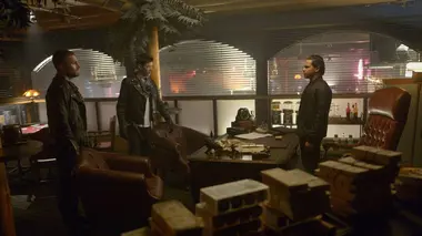 Supergirl S04E09 Elseworlds : la troisième heure