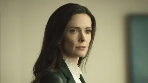 Superman et Loïs S01E02 Missions et démission en streaming