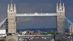 Visuel de Superstructures SOS